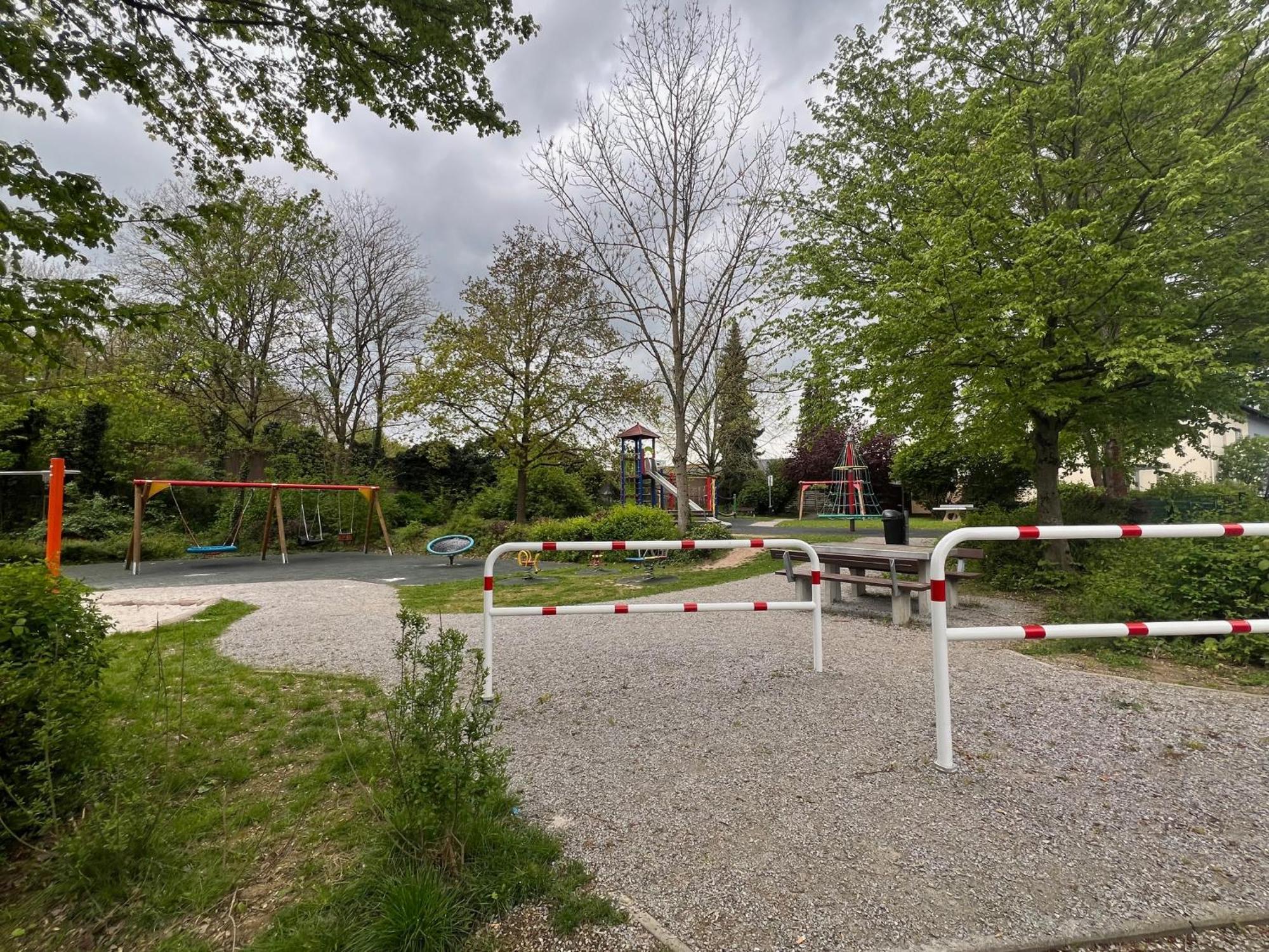 Ferienwohnung Am Limburger Park Лимбург-на-Лане Екстериор снимка